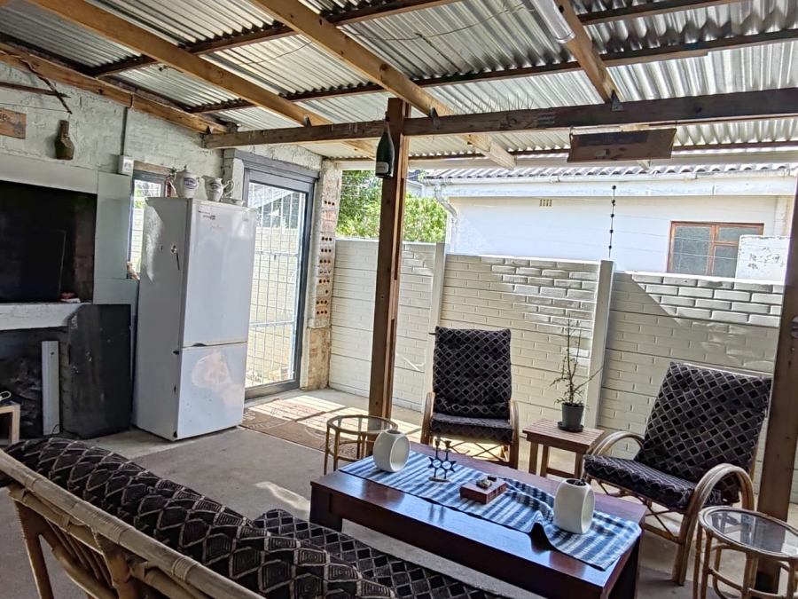 4 Bedroom Property for Sale in Palmiet Western Cape